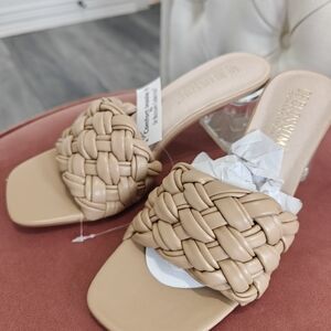 De Blossom Collection Tan Woven Sandals